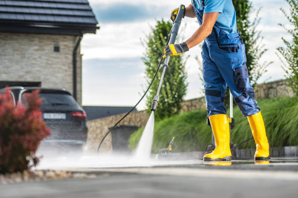 Why Choose Our Certified Pressure Washing Experts for Your Project Needs in Priest River, ID?